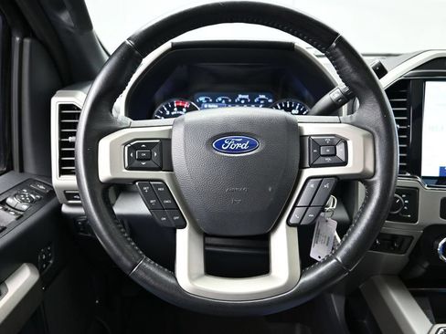 Used 2022 Ford F250 Lariat w/ Black Appearance Package AWD/4WD image 21