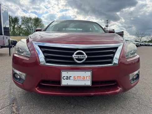 Used 2014 Nissan Altima 3.5 SL w/ Technology Package FWD image 2