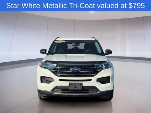 Used 2022 Ford Explorer XLT RWD image 2
