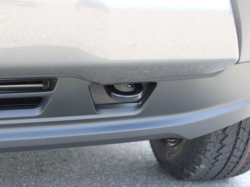 New 2026 Chevrolet Colorado Trail Boss w/ Midnight Edition AWD/4WD image 9