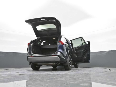 Used 2020 Toyota RAV4 XSE image 92