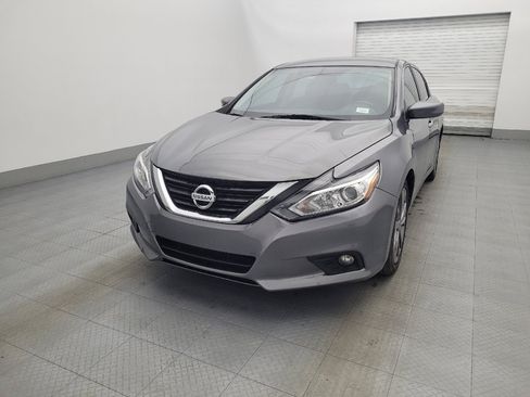 Used 2018 Nissan Altima 2.5 SR w/ SR Special Edition image 15