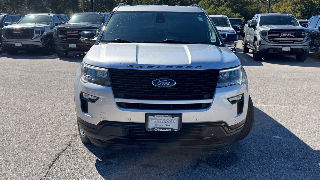 Used 2018 Ford Explorer Sport w/ Ford Safe & Smart Package AWD/4WD image 9