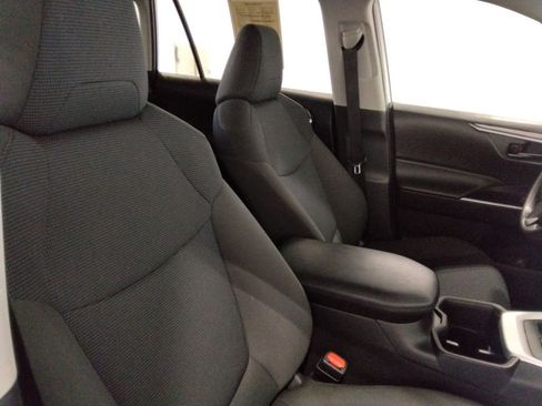 Used 2024 Toyota RAV4 LE image 35
