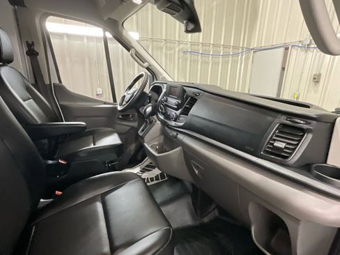 Used 2024 Ford Transit 250 148 Medium Roof w/ Load Area Protection Package image 12