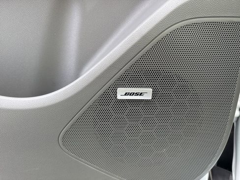 Used 2023 Chevrolet Bolt EUV Premier w/ Sun & Sound Package image 13