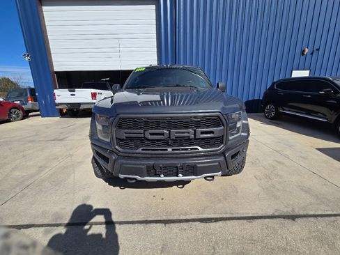 Used 2018 Ford F150 Raptor w/ Equipment Group 802A Luxury image 13