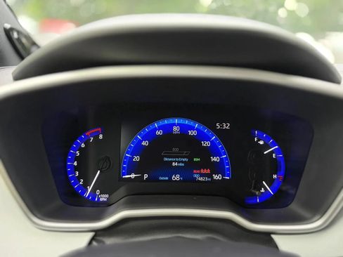 Used 2019 Toyota Corolla XSE FWD image 14
