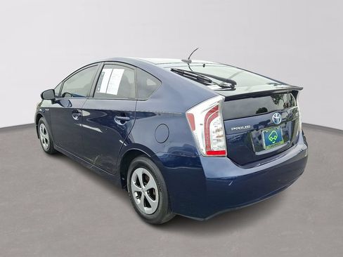 Used 2015 Toyota Prius Three FWD image 4