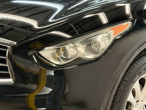 Used 2016 INFINITI QX70 3.7 RWD image 4