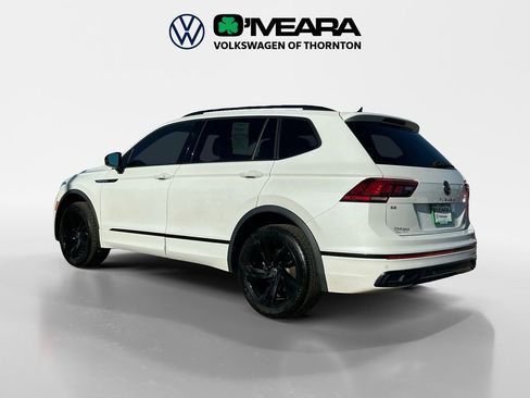 Used 2023 Volkswagen Tiguan SE R-Line image 3