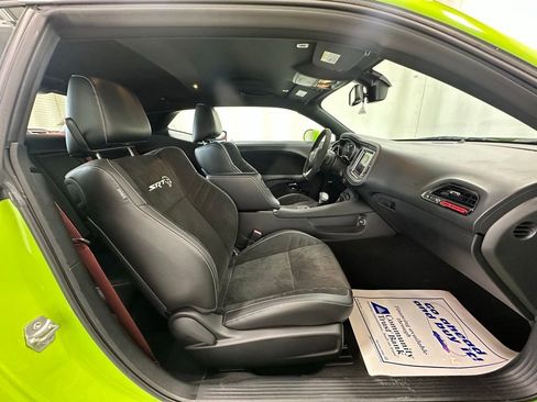 Used 2023 Dodge Challenger SRT Hellcat w/ Driver Convenience Group image 20