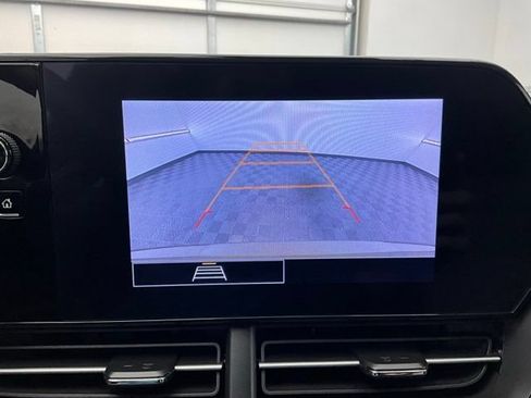 Used 2024 Chevrolet Trax LS FWD image 5