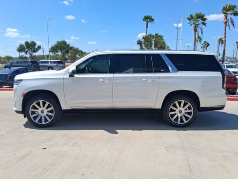 Used 2024 Cadillac Escalade ESV Premium Luxury Platinum w/ Heavy-Duty Trailer Package AWD/4WD image 3