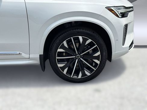 New 2026 Volvo XC90 B6 Ultra w/ Protection Package AWD/4WD image 11