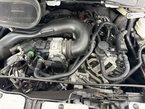 Used 2025 Ford Transit 250 Low Roof w/ Exterior Upgrade Package RWD image 31