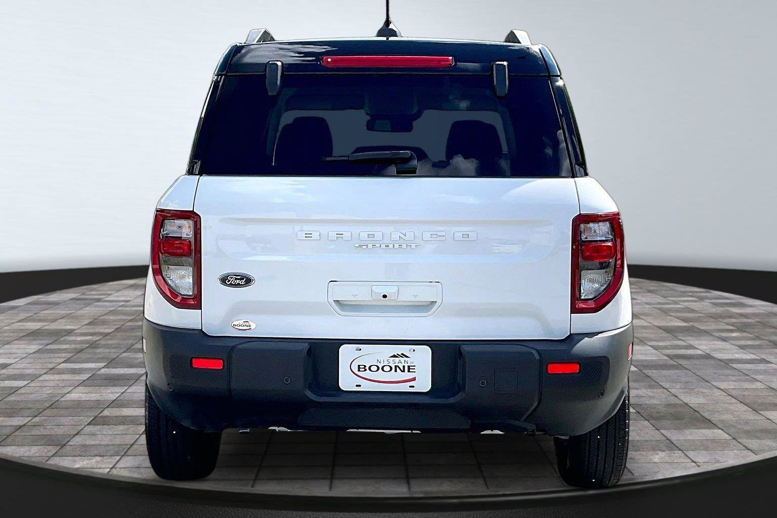 Used 2025 Ford Bronco Sport Outer Banks w/ Outer Banks Tech Package+ AWD/4WD image 4