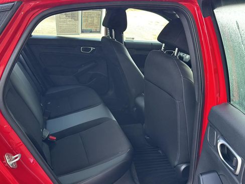 Used 2023 Honda Civic Sport image 11