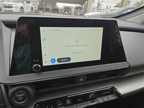 Used 2025 Toyota Prius LE image 21