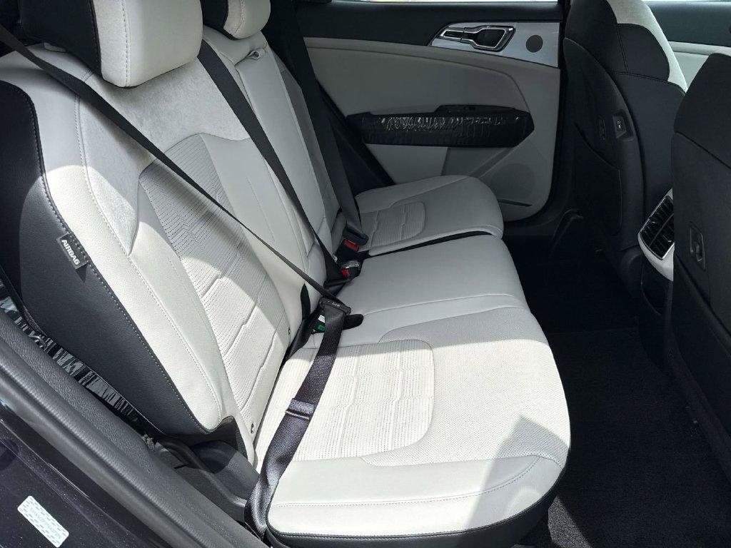 New 2026 Kia Sportage SX AWD/4WD image 10