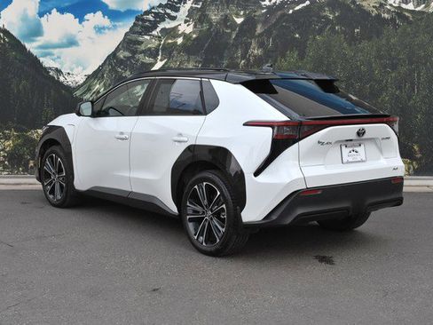 Certified 2023 Toyota bZ4X Limited w/ Weather Package image 9