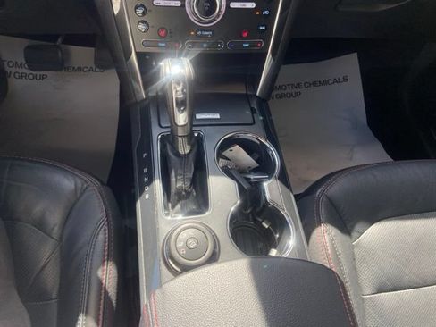 Used 2018 Ford Explorer Sport w/ Ford Safe & Smart Package AWD/4WD image 13