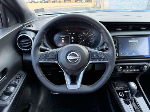 Used 2024 Nissan Kicks SR image 18