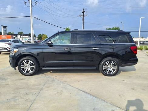 Used 2024 Ford Expedition Max Limited RWD image 3