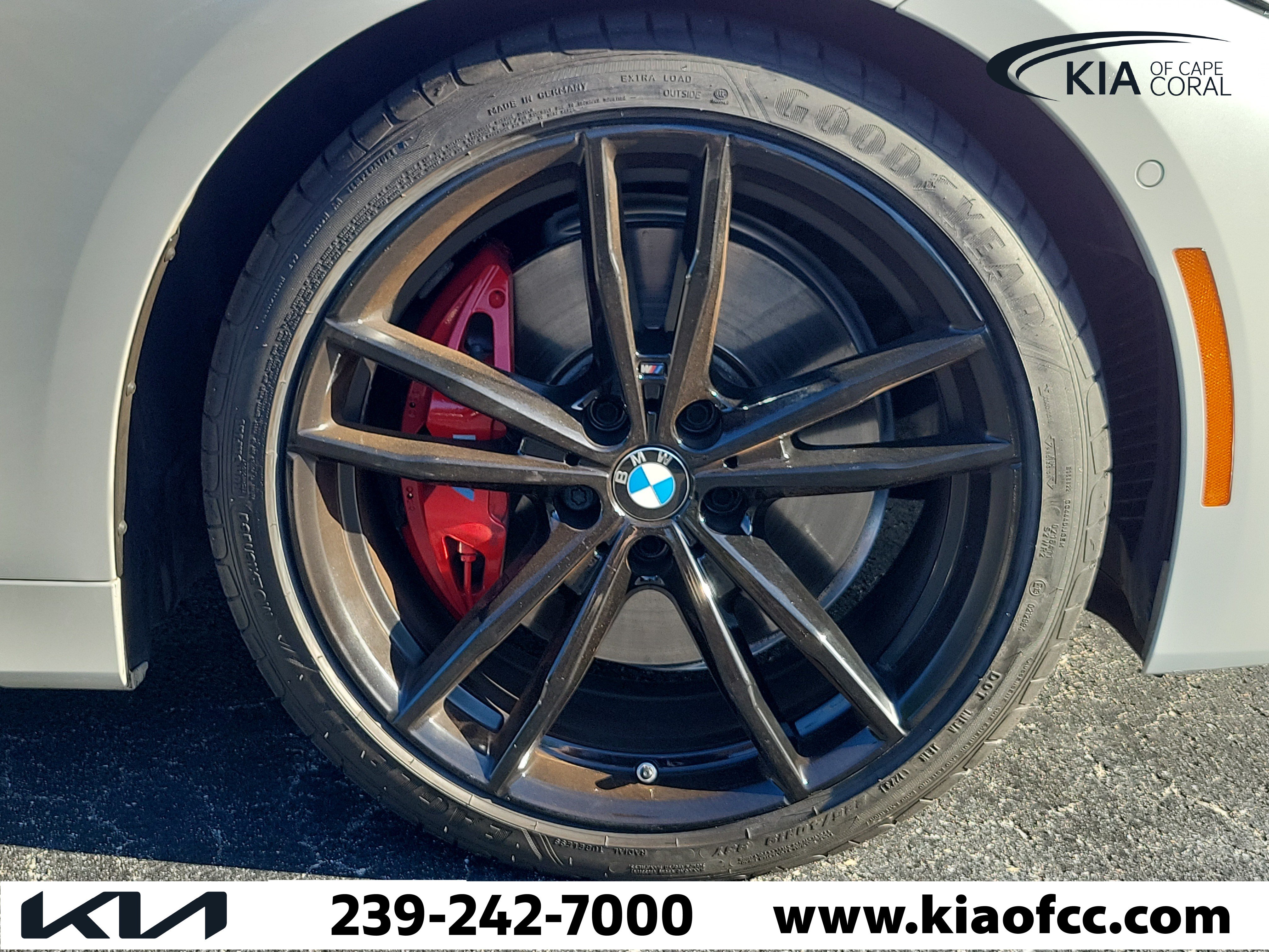 Used 2024 BMW M440i Coupe w/ Premium Package RWD image 7