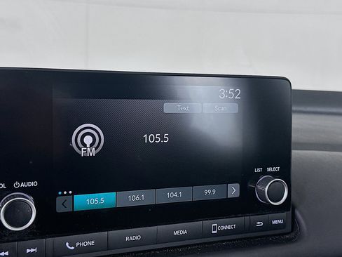 Used 2025 Honda HR-V LX image 21