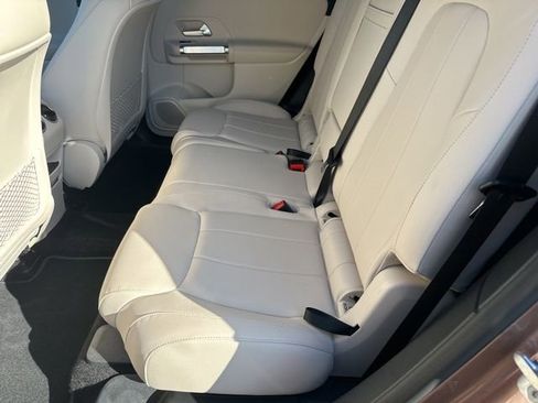 Used 2023 Mercedes-Benz EQB 250+ 250+ image 21