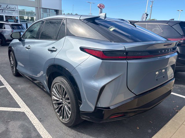 Used 2023 Lexus RZ 450e Premium w/ Accessory Package (Z1) AWD/4WD image 17