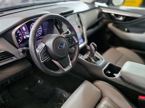 Used 2023 Subaru Outback Limited image 16