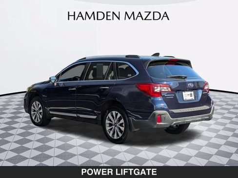 Used 2018 Subaru Outback 2.5i Touring AWD/4WD image 5