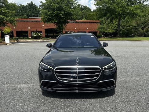 Certified 2023 Mercedes-Benz S 580e 4MATIC Sedan image 3