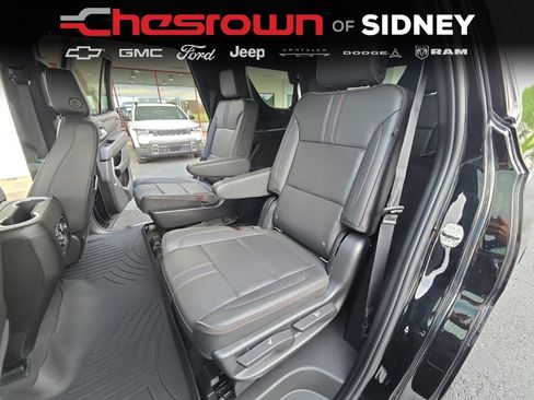 Used 2022 Chevrolet Tahoe RST w/ Luxury Package AWD/4WD image 33