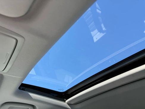 Used 2019 Honda CR-V EX image 18