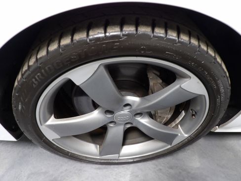 Used 2018 Audi A8 L 3.0T w/ Executive Package image 32