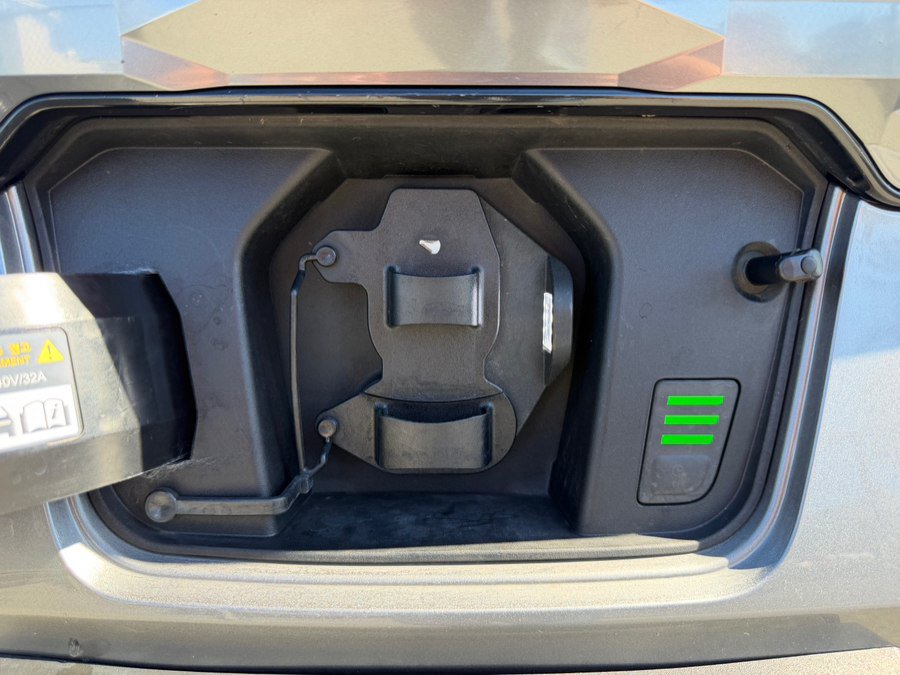 Used 2023 Kia Niro Wave w/ Wave Preserve Package FWD image 49