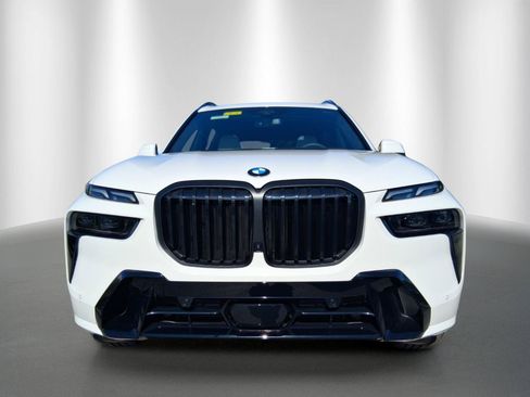 New 2027 BMW X7 xDrive40i w/ Executive Package AWD/4WD image 2