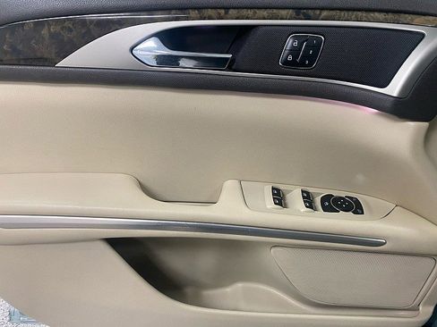 Used 2014 Lincoln MKZ Hybrid w/ Equipment Group 202A Reserve image 9