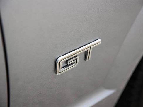Used 2006 Ford Mustang GT RWD image 25