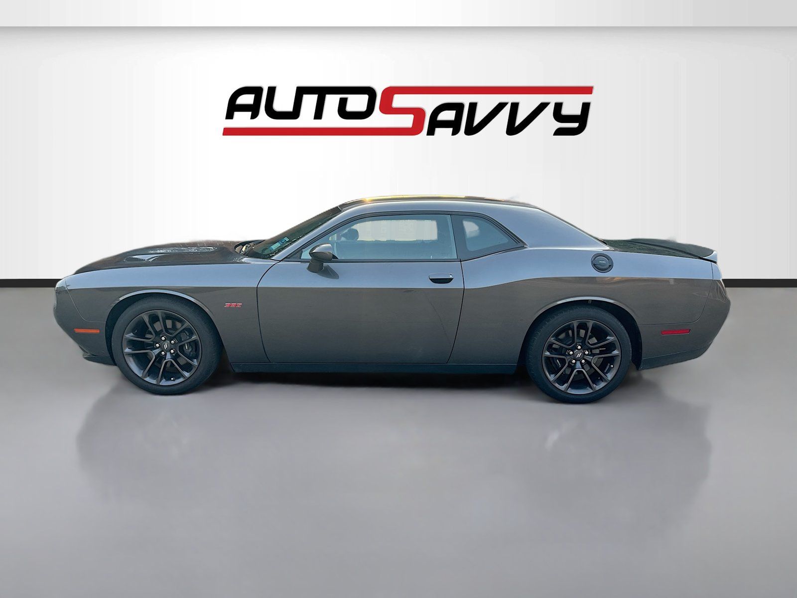Used 2022 Dodge Challenger R/T Scat Pack RWD image 4