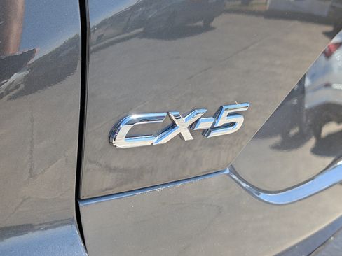Used 2019 MAZDA CX-5 Touring FWD image 28