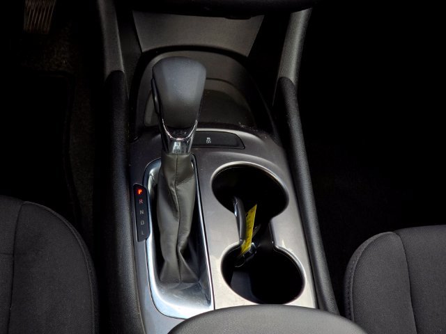 Used 2022 Chevrolet Malibu LS FWD image 16