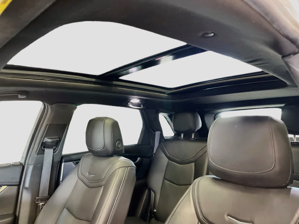 Used 2025 Cadillac XT5 Premium Luxury w/ LPO, Floor Liner Package AWD/4WD image 23