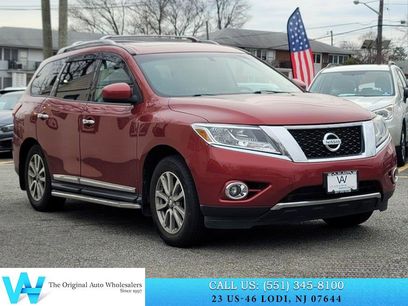 Used 2014 Nissan Pathfinder SL w/ SL Premium Package