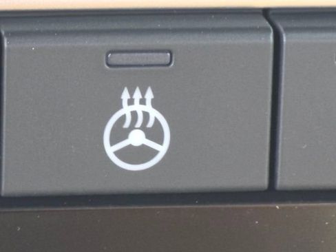 New 2025 Nissan Sentra SV w/ SV Premium Package image 9