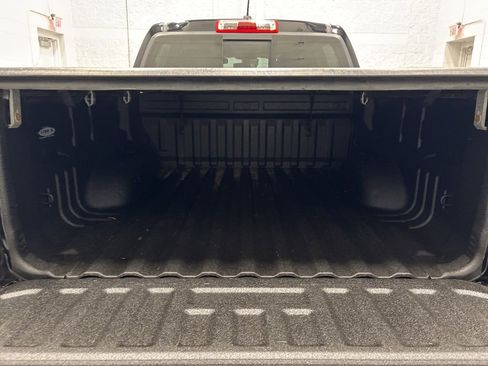 Used 2018 GMC Canyon SLT w/ Driver Alert Package image 5