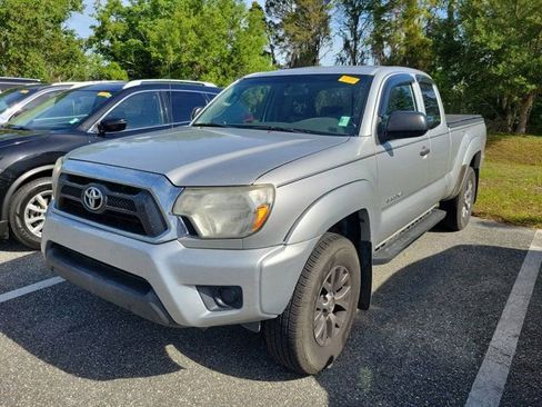 Used 2013 Toyota Tacoma 4x4 Access Cab w/ SR5 Pkg image 8